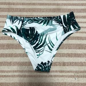 ❗️NWT❗️| Cupshe | swim bottom. Size 0X.
